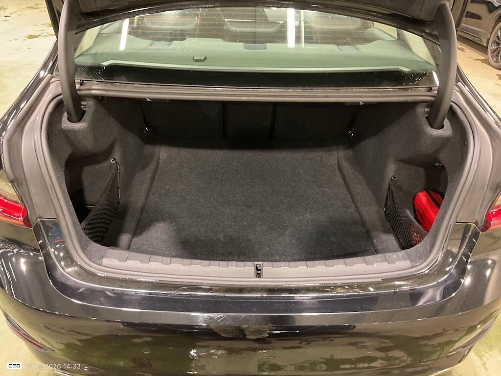 BMW 316D 122CV STEPTRONIC 48V BUSINESS ADVANTAGE ( FARI LED - BMW DIGITAL COCKPIT - PELLE - NAVI - MIRROR - PDC )