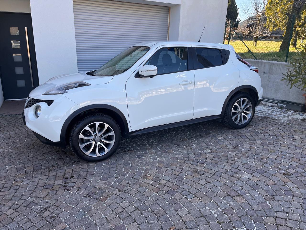 Nissan Juke 1.6 DIG-T 190 Xtronic 4WD Tekna