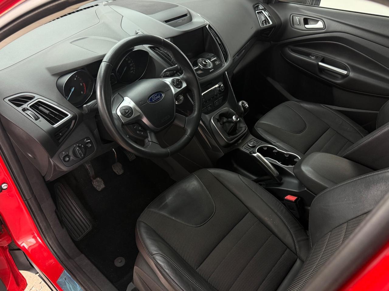 Ford Kuga 2.0 TDCI 120 CV S&S 2WD Titanium