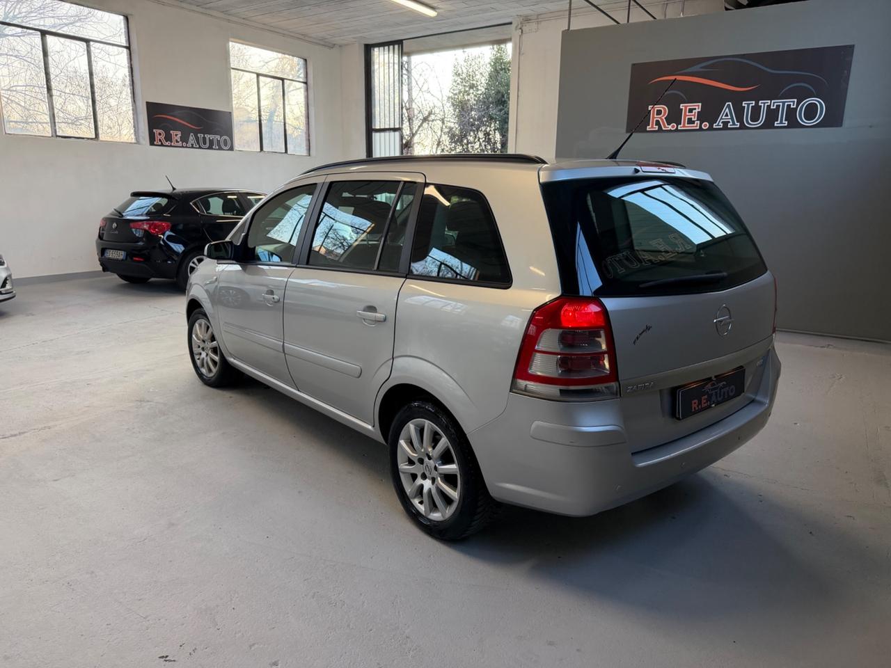 Opel Zafira 1.6 16V ecoM 94CV Club