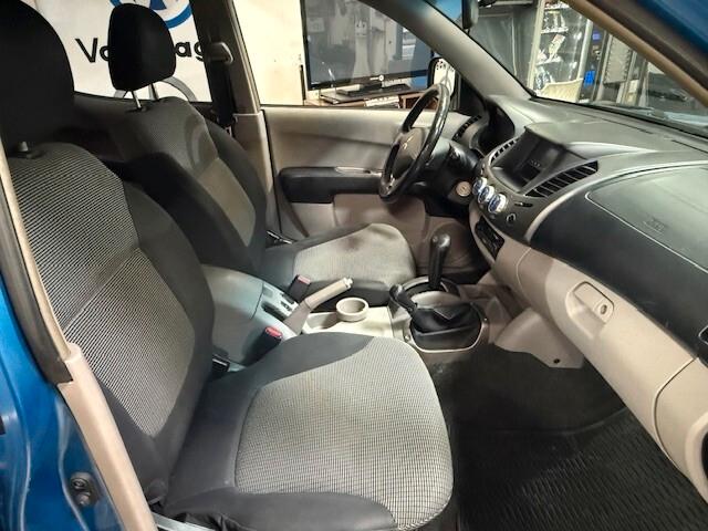 Mitsubishi L200 2.5 DI-D Doppia Cabina Automatica/Gancio traino