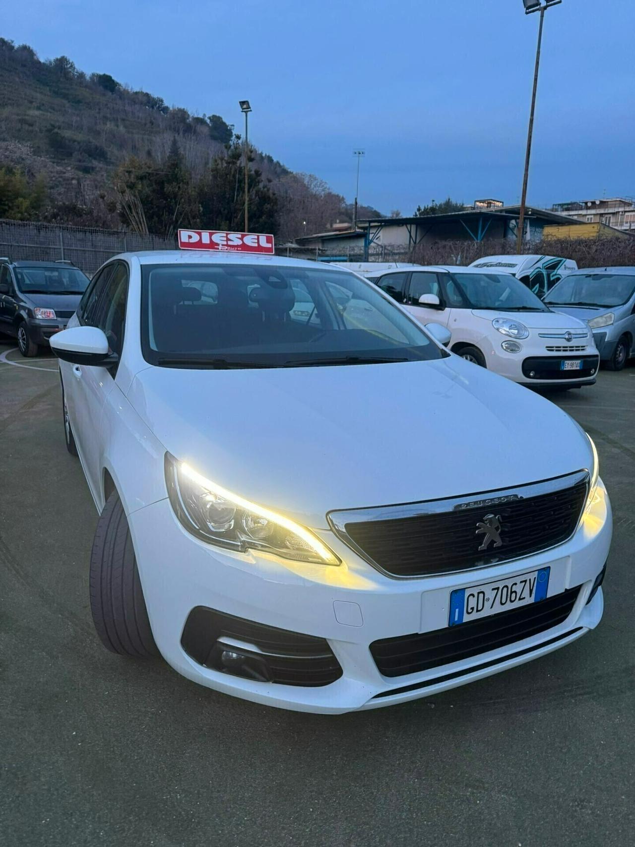 Peugeot 308 BlueHDi 130 S&S Allure Pack