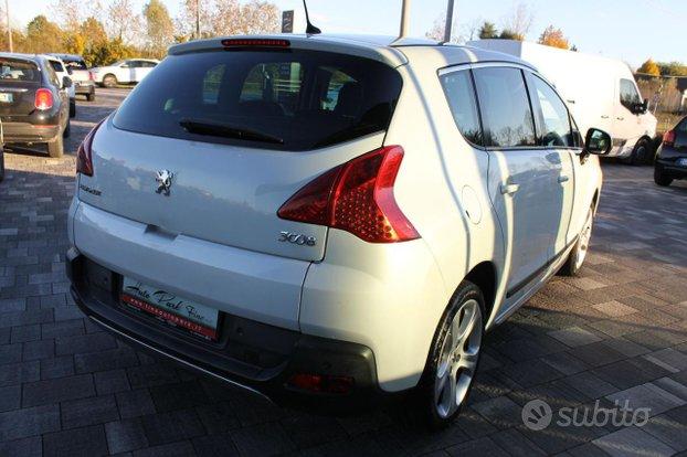 PEUGEOT 3008 1.6 HDi 110CV Tecno TETTO PANO.+ HE