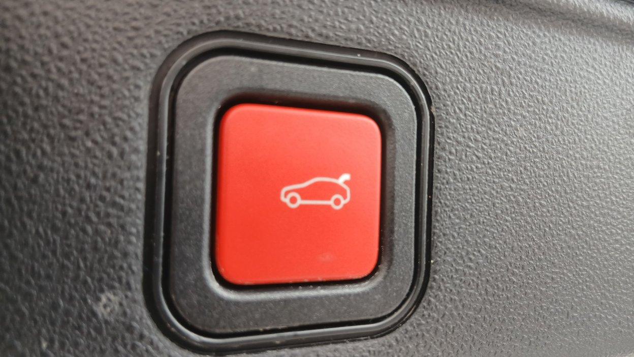 FIAT 600 (2023-->) - 600 Hybrid 110 CV DCT MHEV La Prima