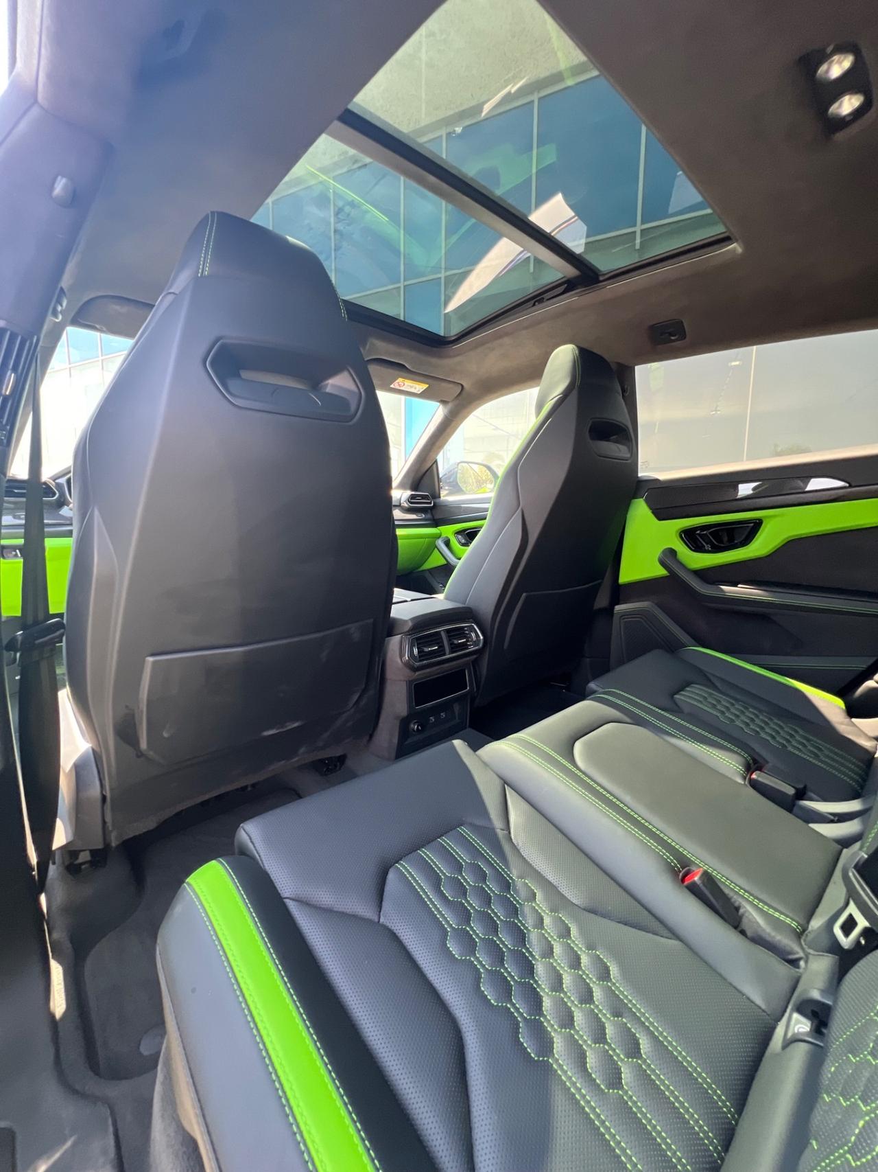 Lamborghini Urus 620CV 4.0 V8 phev SE - possibilità noleggio no scoring