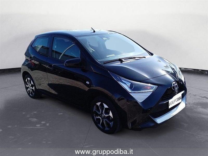 Toyota Aygo II 2018 5p 5p 1.0 x-fun 72cv