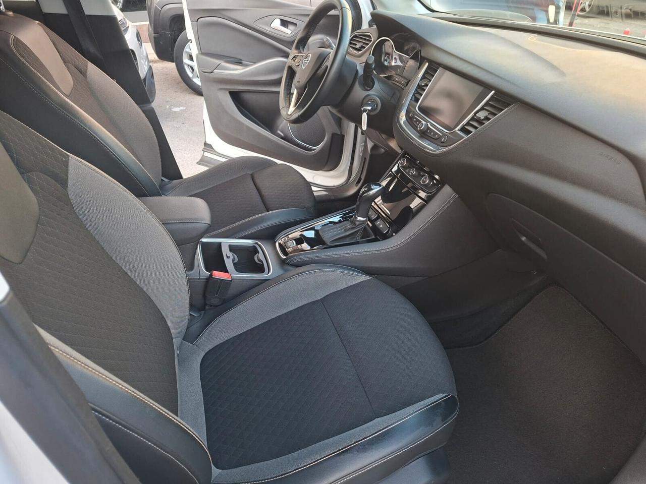 Opel Grandland Innovation 1.5 Tdci * Pelle * Navi * Garantita 12 Mesi
