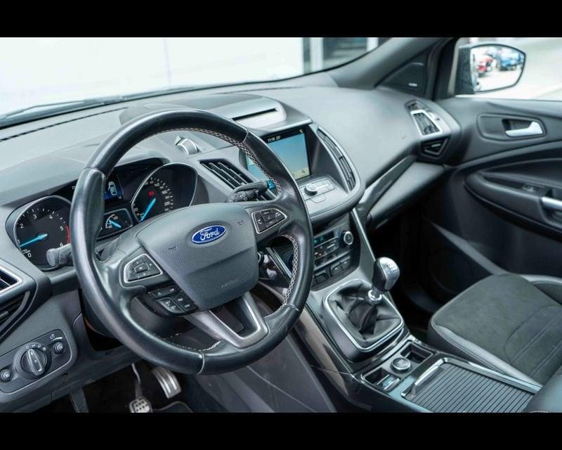 Ford Kuga 2ª serie 1.5 TDCI 120 CV S&S 2WD ST-Line