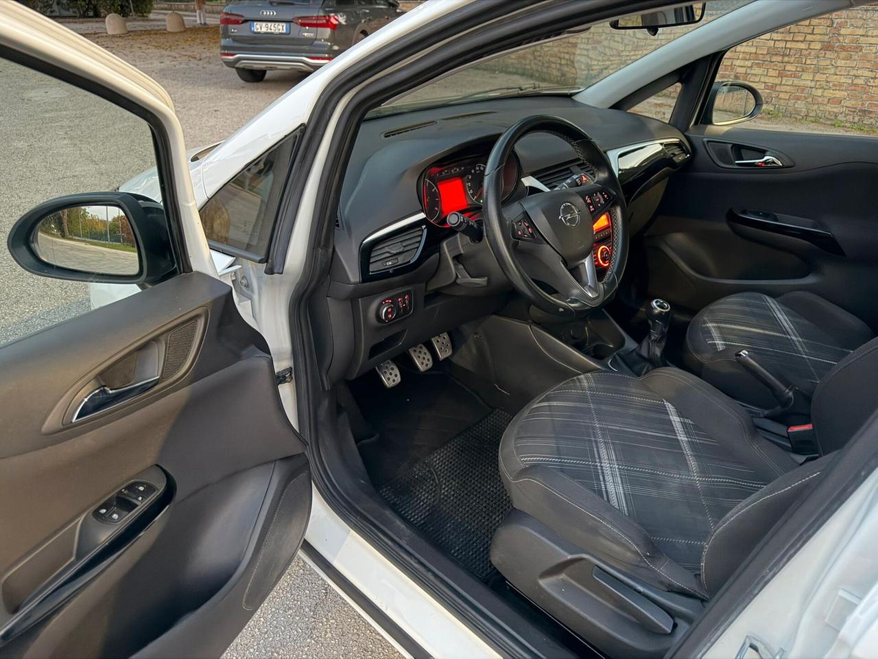 Opel Corsa 1.4 90CV GPL Tech 5 porte Innovation
