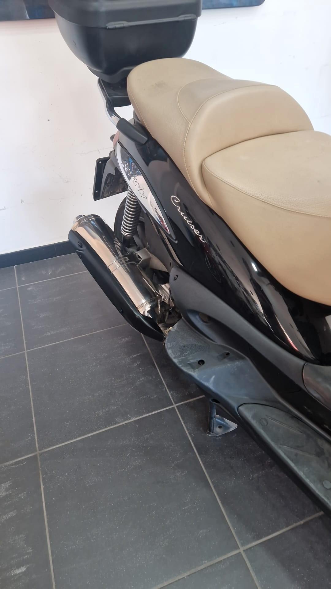 Piaggio Beverly 300