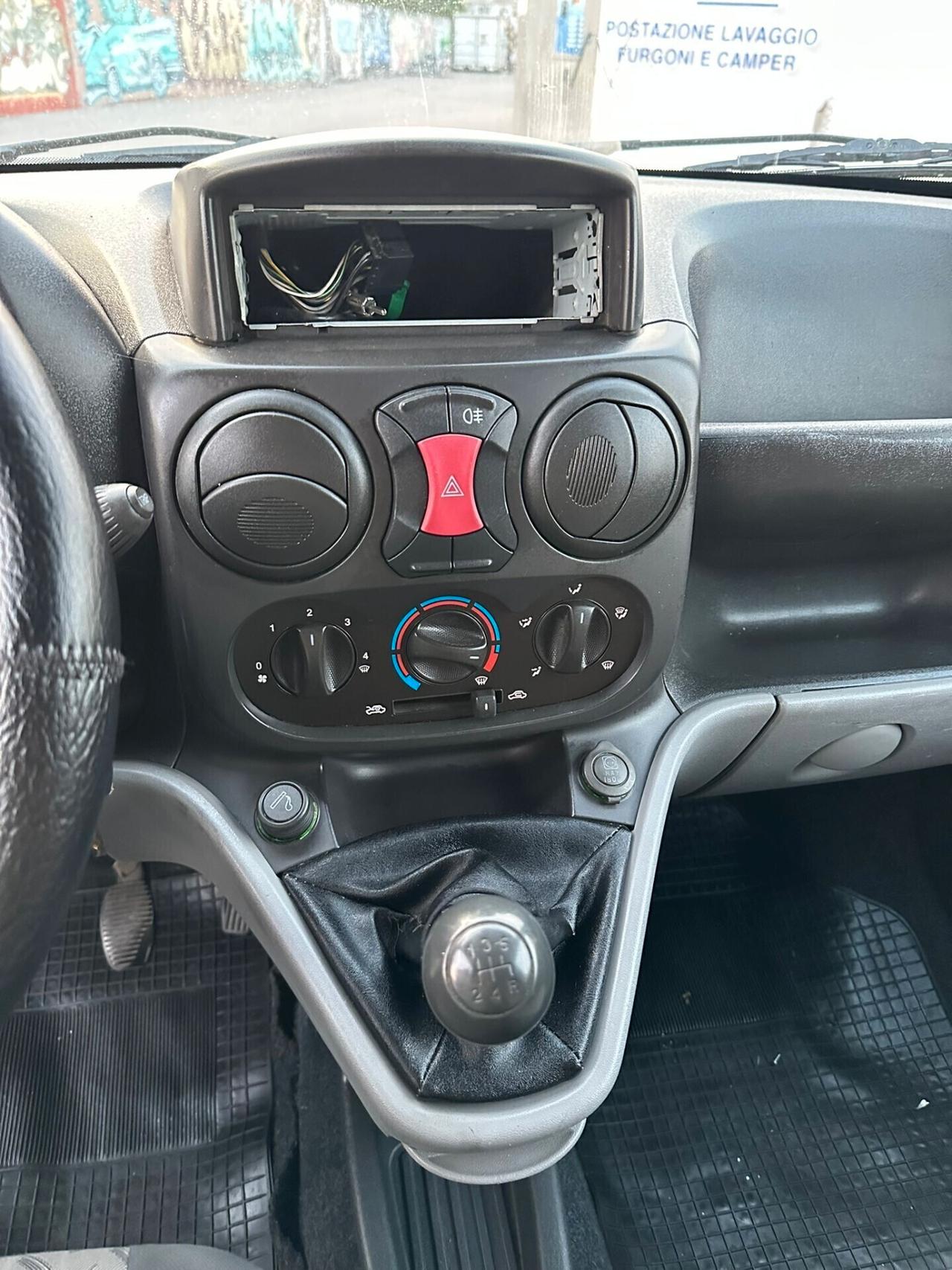 FIAT DOBLO' con 230.000km SUPER PREZZO!