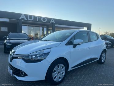 RENAULT Clio 1.2 75 CV 5p. Wave