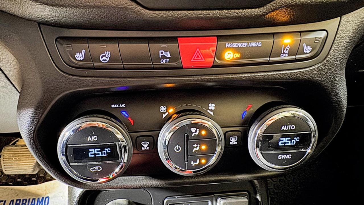 Jeep Renegade 2.0 mjt Trailhawk 4wd 170cv auto Gancio Traino