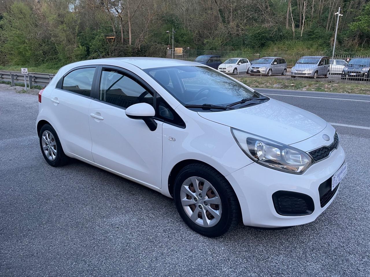 Kia Rio 1.1 CRDi 5p. Cool