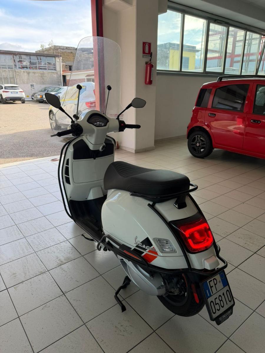 Vespa - GTS 310 - Super