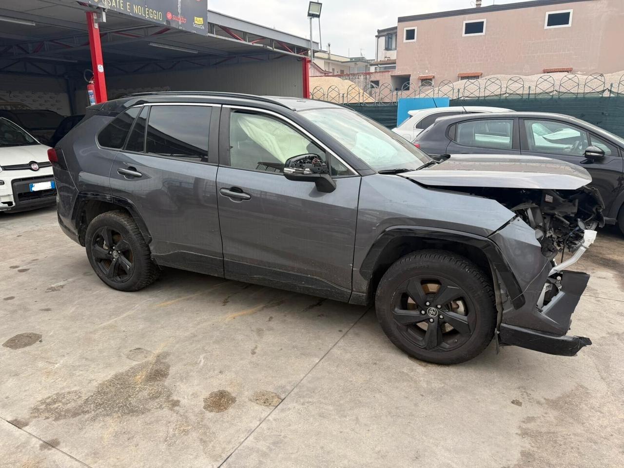 Toyota RAV 4 2.5 sinistrato - 2019