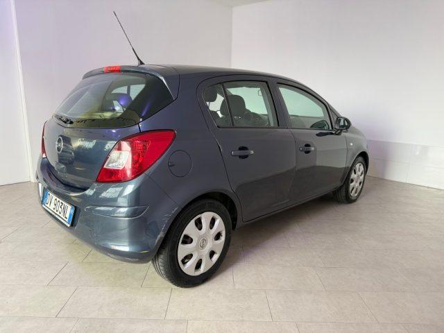 OPEL Corsa 1.2 5 porte Cosmo