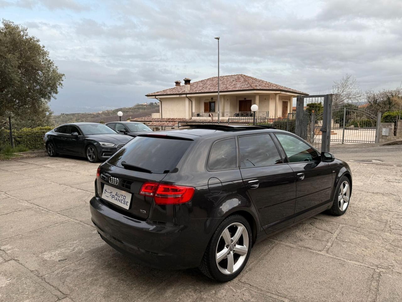 Audi A3 SPB 1.6Tdi 105Cv S-Line S-Tronic
