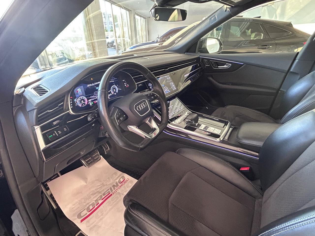 Audi Q8 50 TDI 286 CV quattro Sport black Edition