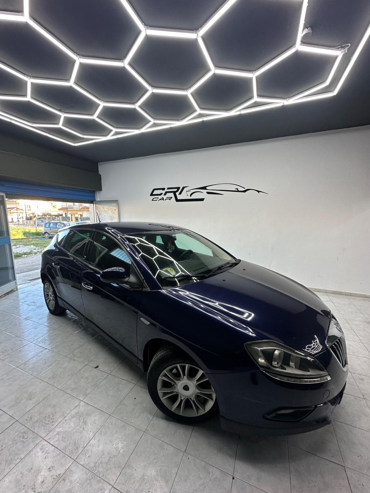 Lancia Delta 1.6 MJT DPF Argento