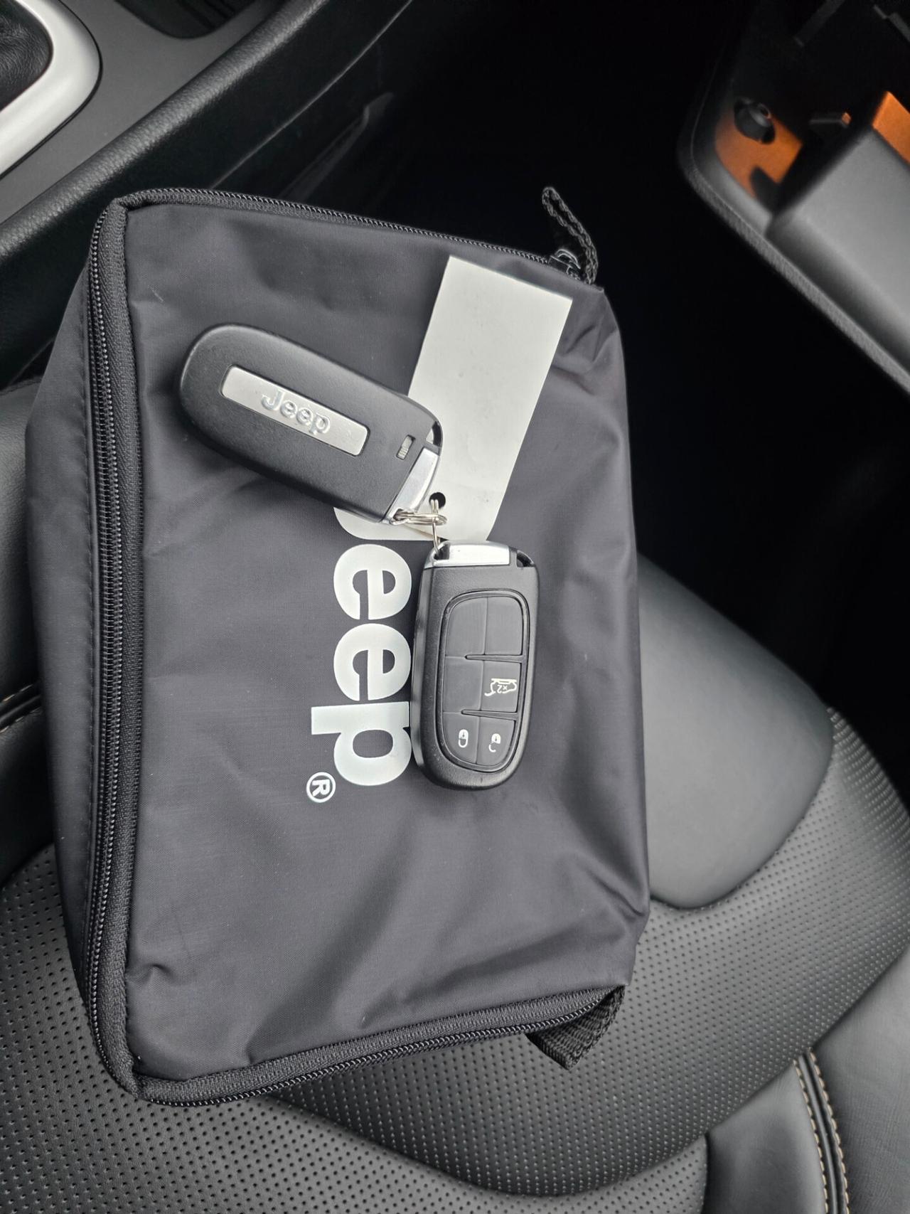 Jeep Cherokee 2.2D 200cv strafull 4WD automatic