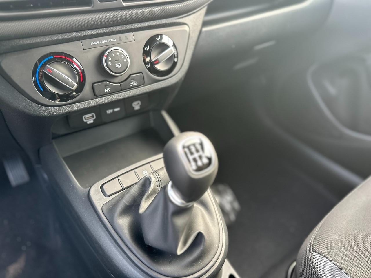 HYUNDAI i10 III 2023 - i10 1.0 mpi Connectline 63cv