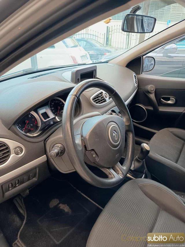 RENAULT Clio 1.2 16V 5 porte Dynamique