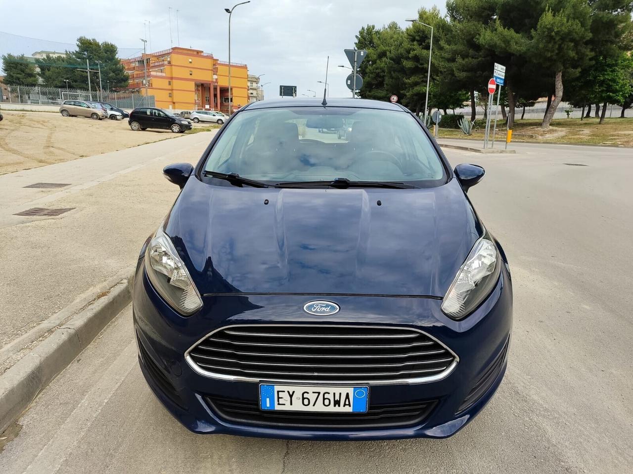 Ford Fiesta 1.5 TDCi 75CV Business!!