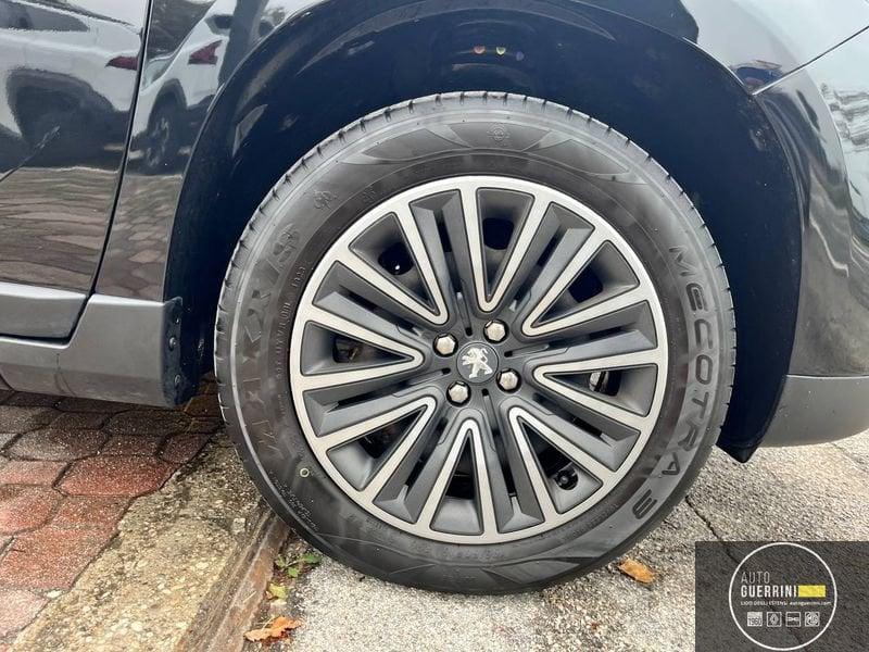 Peugeot 2008 BlueHDi 100 S&S Allure