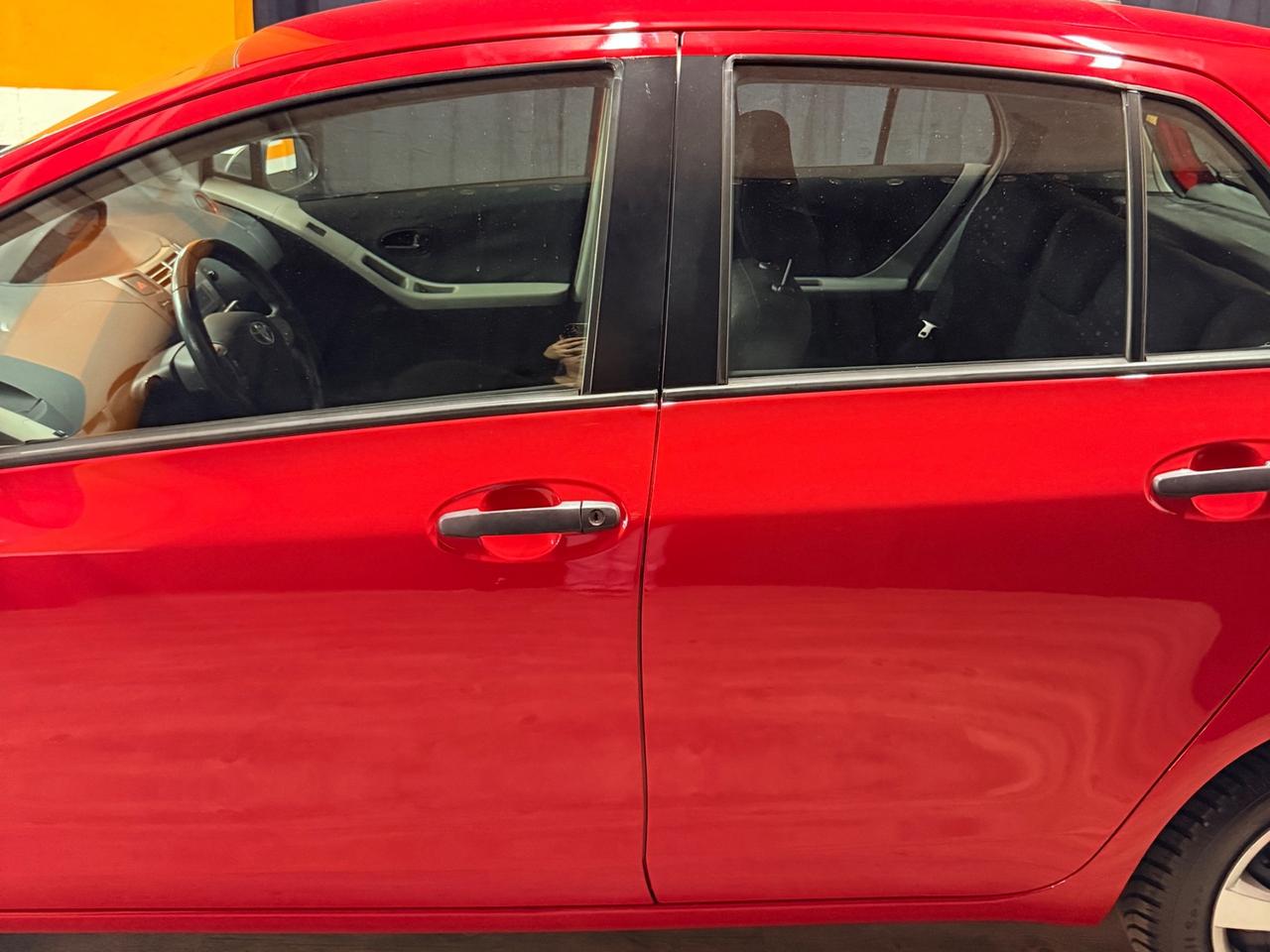 BELLISSIMA TOYOTA YARIS UNICO PROPRIETARIO CON SOLI 79.454 KM