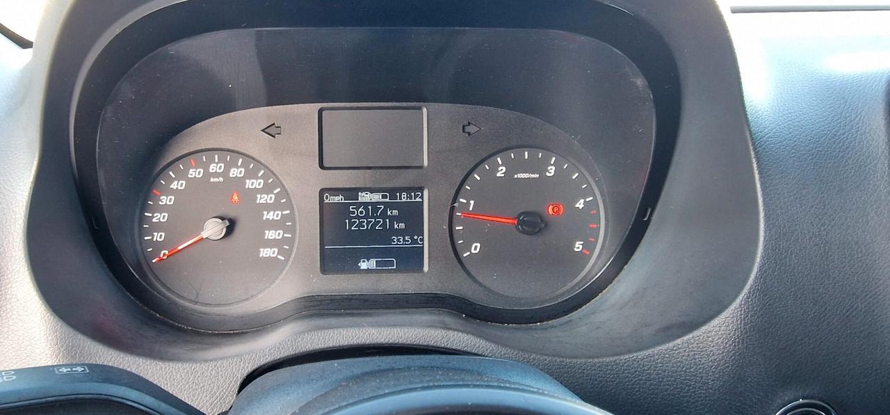Mercedes Benz Sprinter passo medio tetto alto 150 cv trazione posteriore