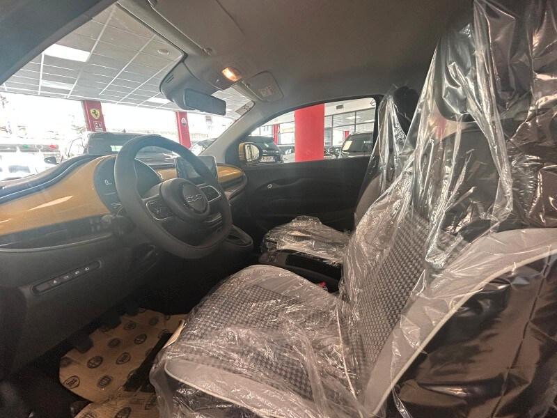 FIAT 500 (2020-->) 500 Berlina Hybrid Torino