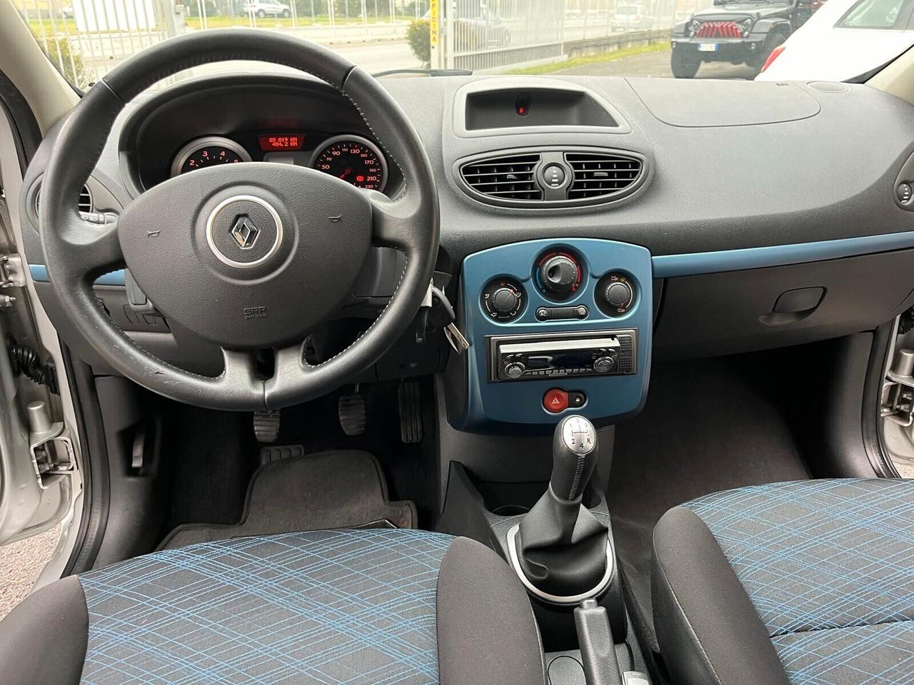 Renault Clio 1.2 16V 3 porte Rip Curl OK NEOPATENTATI