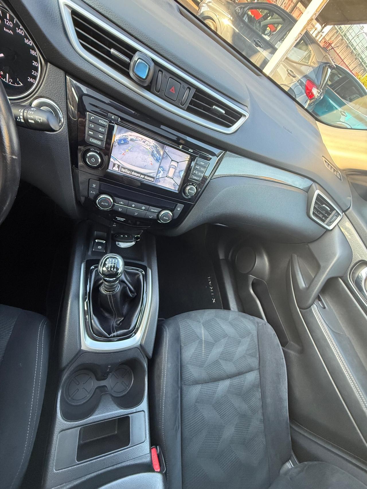 X-Trail 1.6 dCi 2WD Tekna-80 mila km -7 posti-rate