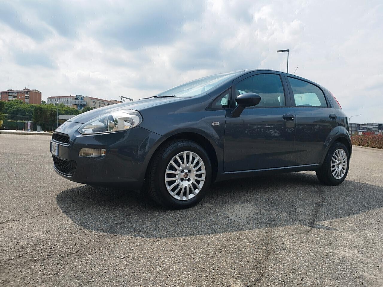 Fiat Punto 1.3 MJT II 75 CV 5 porte Street