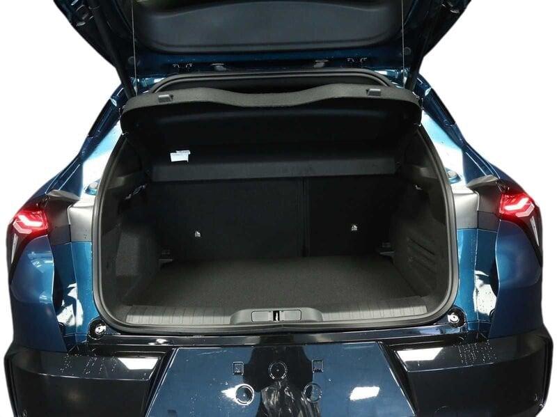 Alfa Romeo Junior HYBRID Q4 145cv