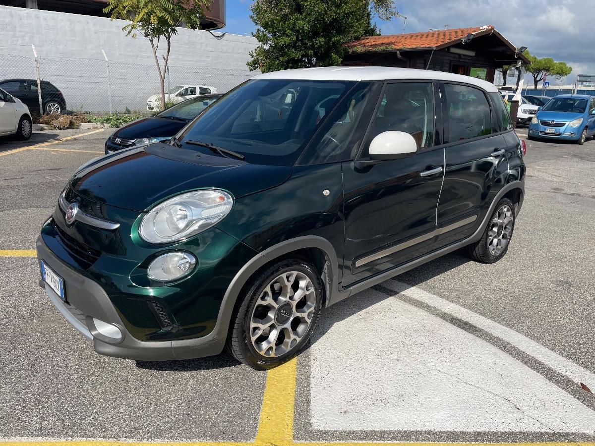 FIAT - 500 L - 1.6 Multijet 120 CV Trekking