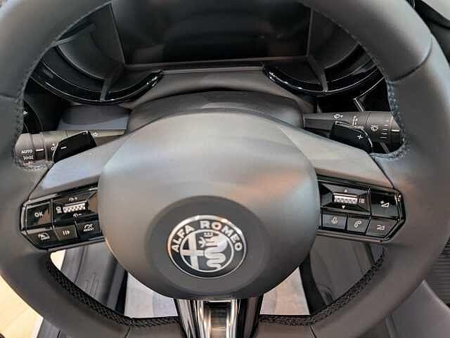 Alfa Romeo Junior Junior 1.2 136 CV Hybrid eDCT6