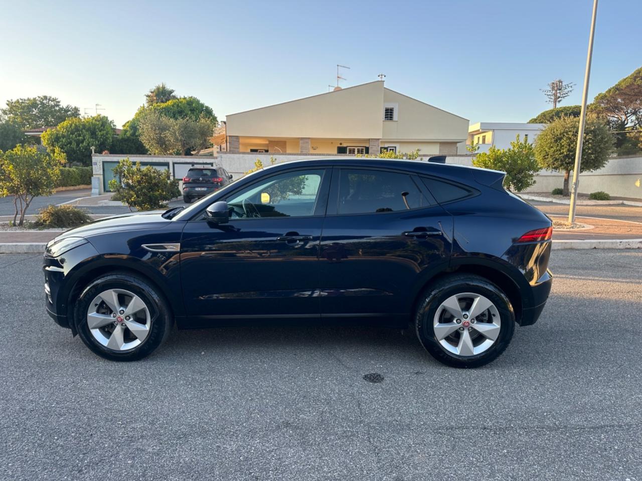Jaguar E-Pace 2.0 I4 249 CV AWD Auto R-Dynamic Tagliandi Ufficiali