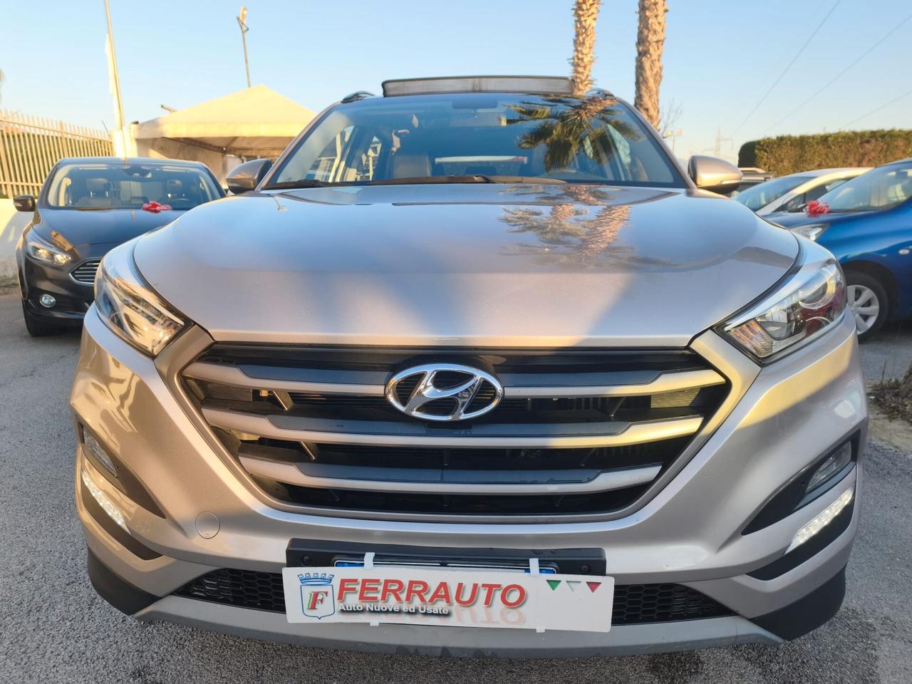 HYUNDAI TUCSON 1.6CRDI 116CV XTECH TETTO APRIBILE