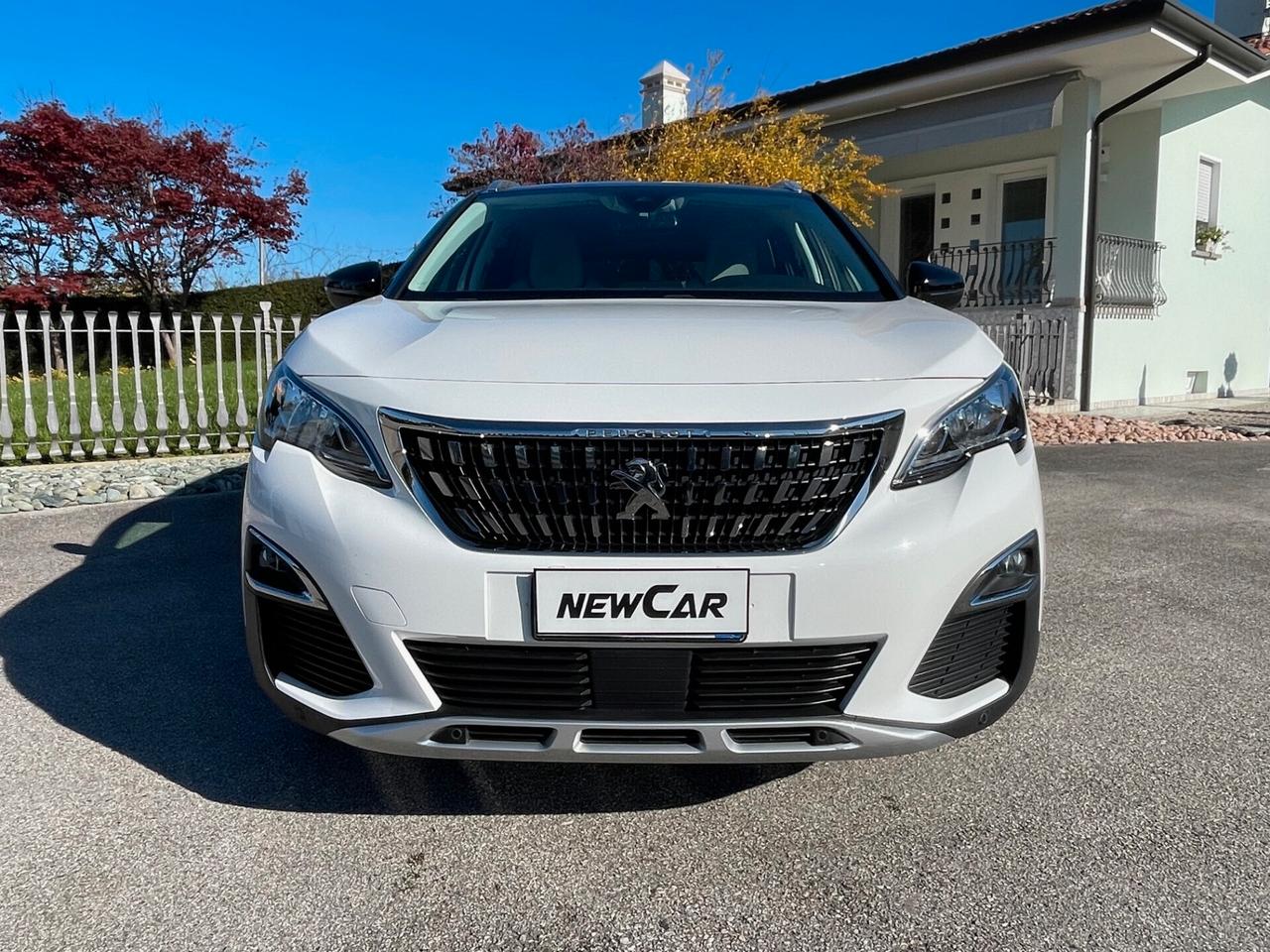 Peugeot 3008 1.6 BlueHDi 120 Allure *interno bianco*