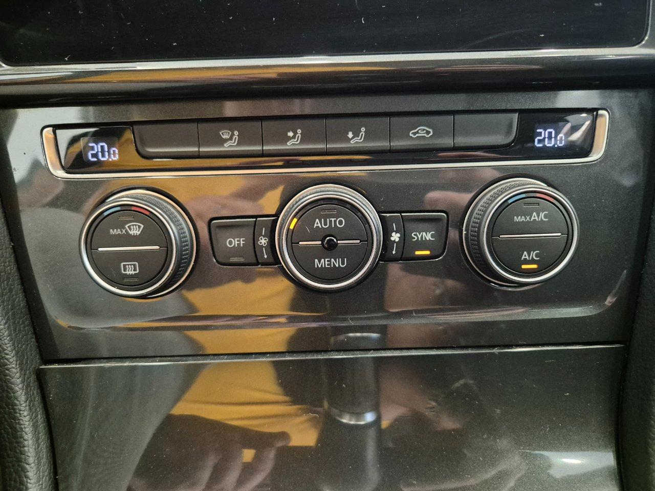 Volkswagen Golf Variant 1.6 tdi Business 115cv - NEOPATENTATI - Carplay