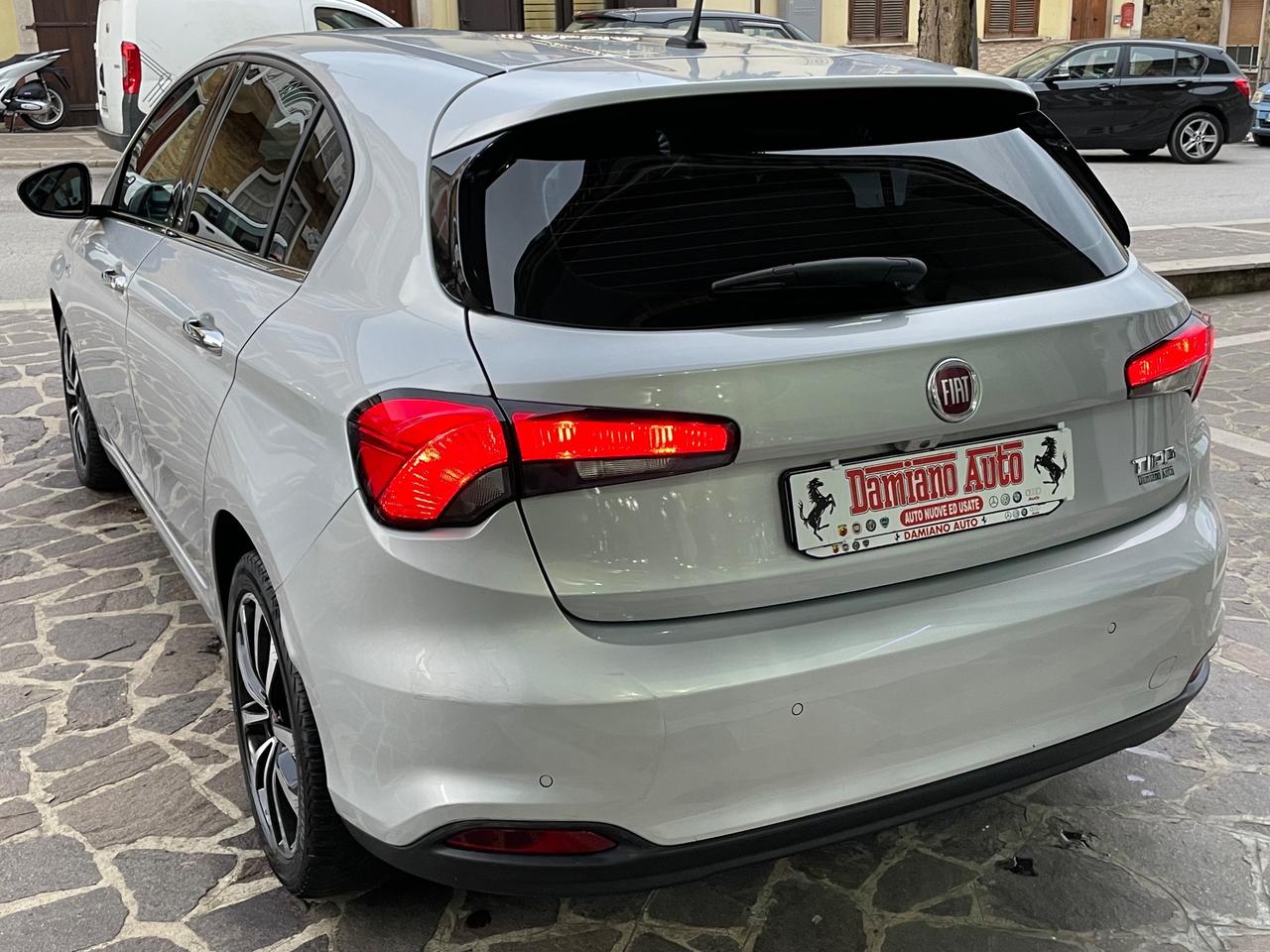 Fiat Tipo 1.6 Mjt S&S 5 Porte Lounge LED/CAM/NAV