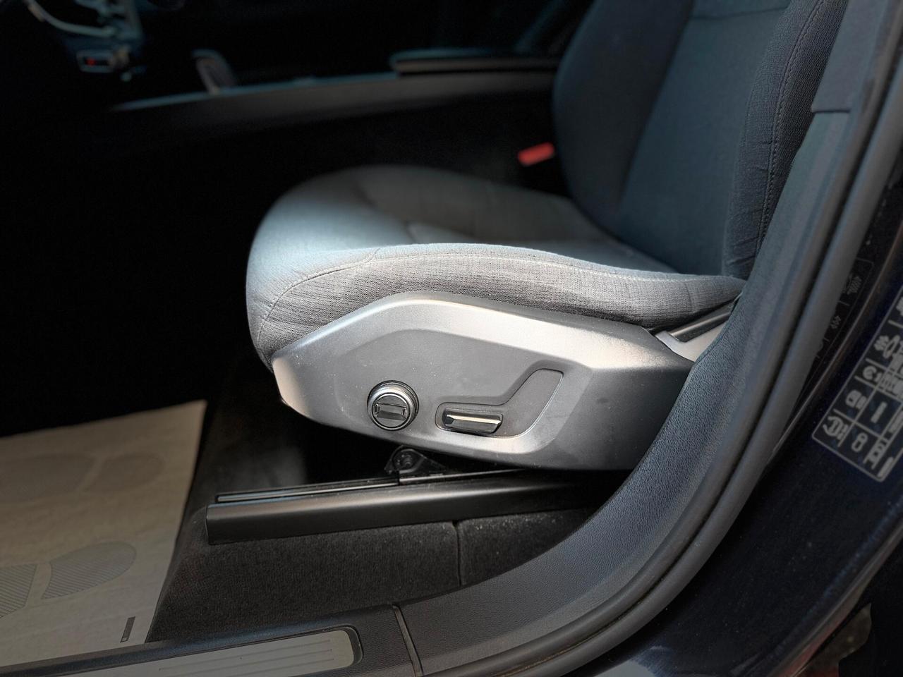 Volvo XC 60 XC60 B4 (d) AWD Geartronic Inscription