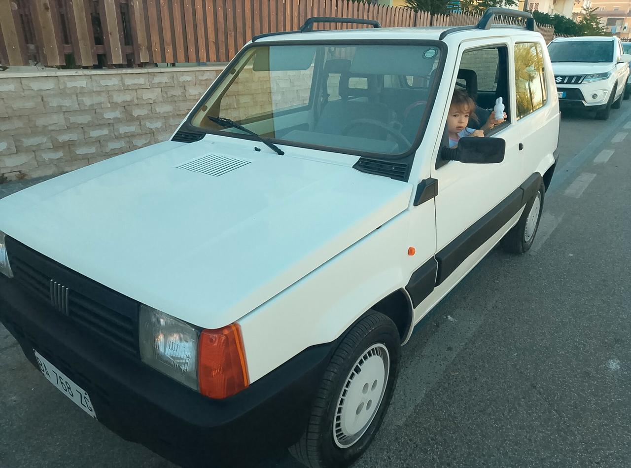 Fiat Panda 900 i.e. cat Jolly