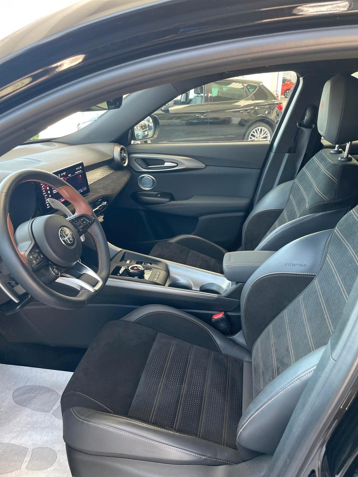 Alfa Romeo Tonale 1.6 diesel 130 CV TCT6 Intensa