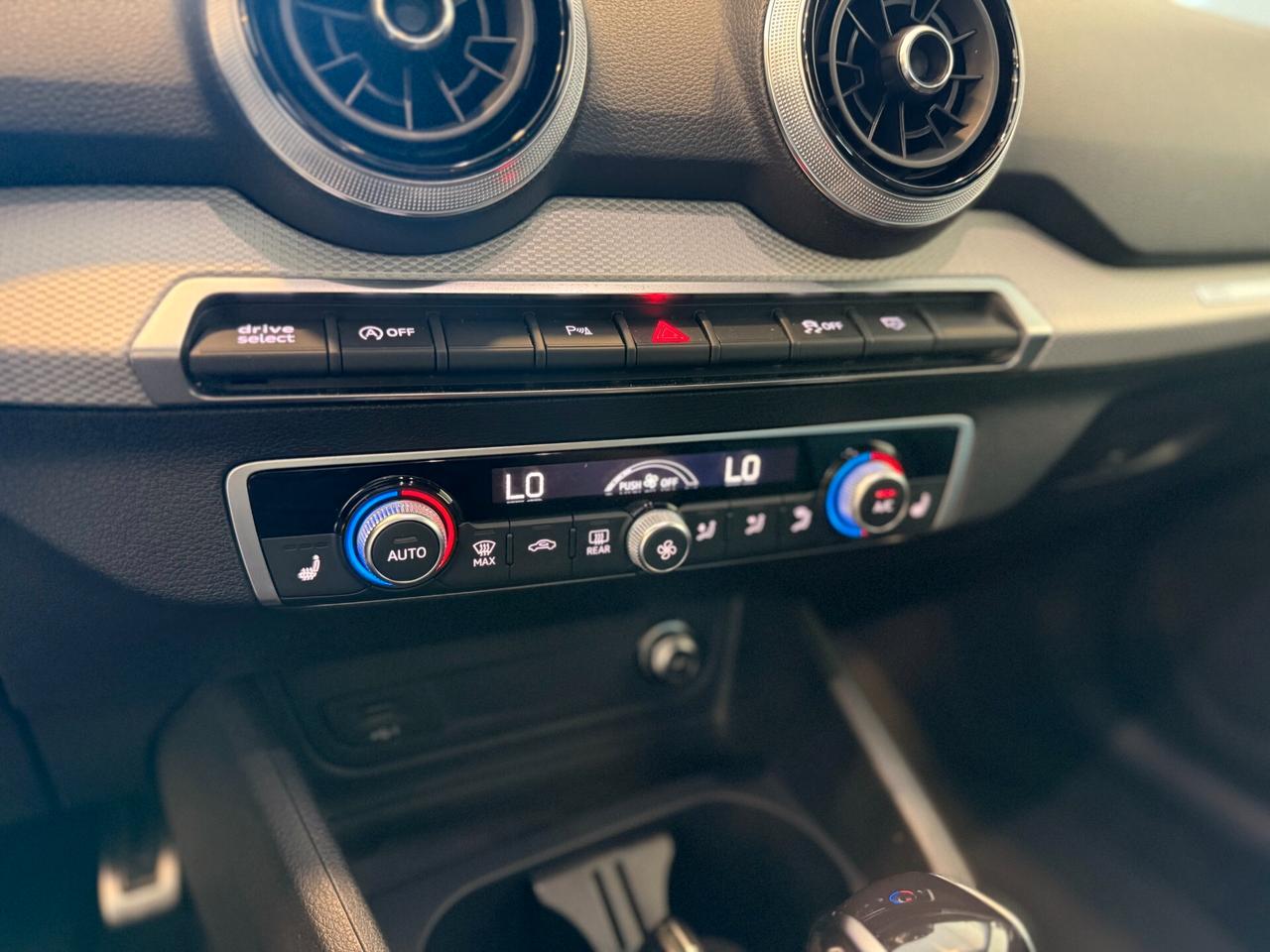 Audi Q2 35 TDI S tronic Advanced