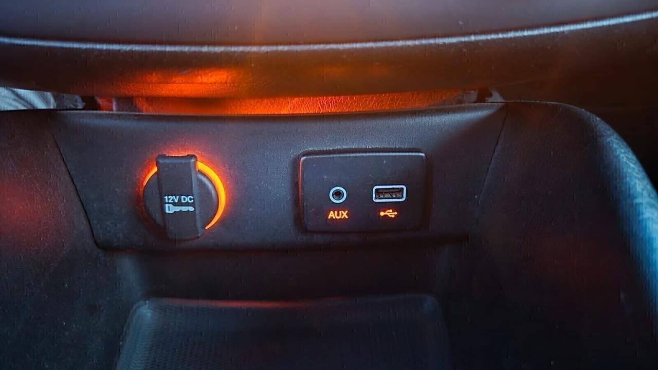 Fiat TIPO 4p 1.6 MJ 120CV Lounge-12/2015- FullOpt