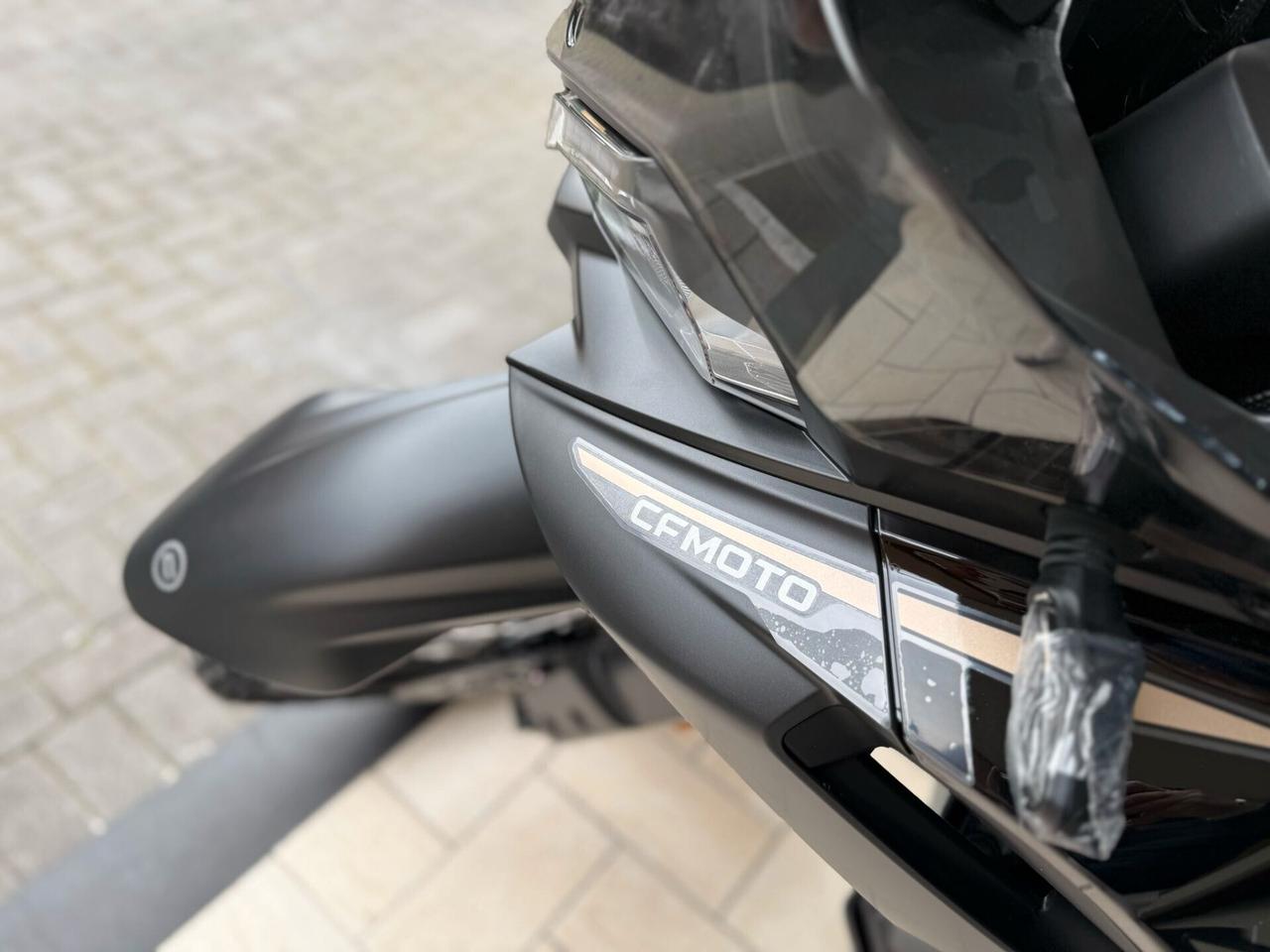 CFMOTO MT-X 800 BASSA-830