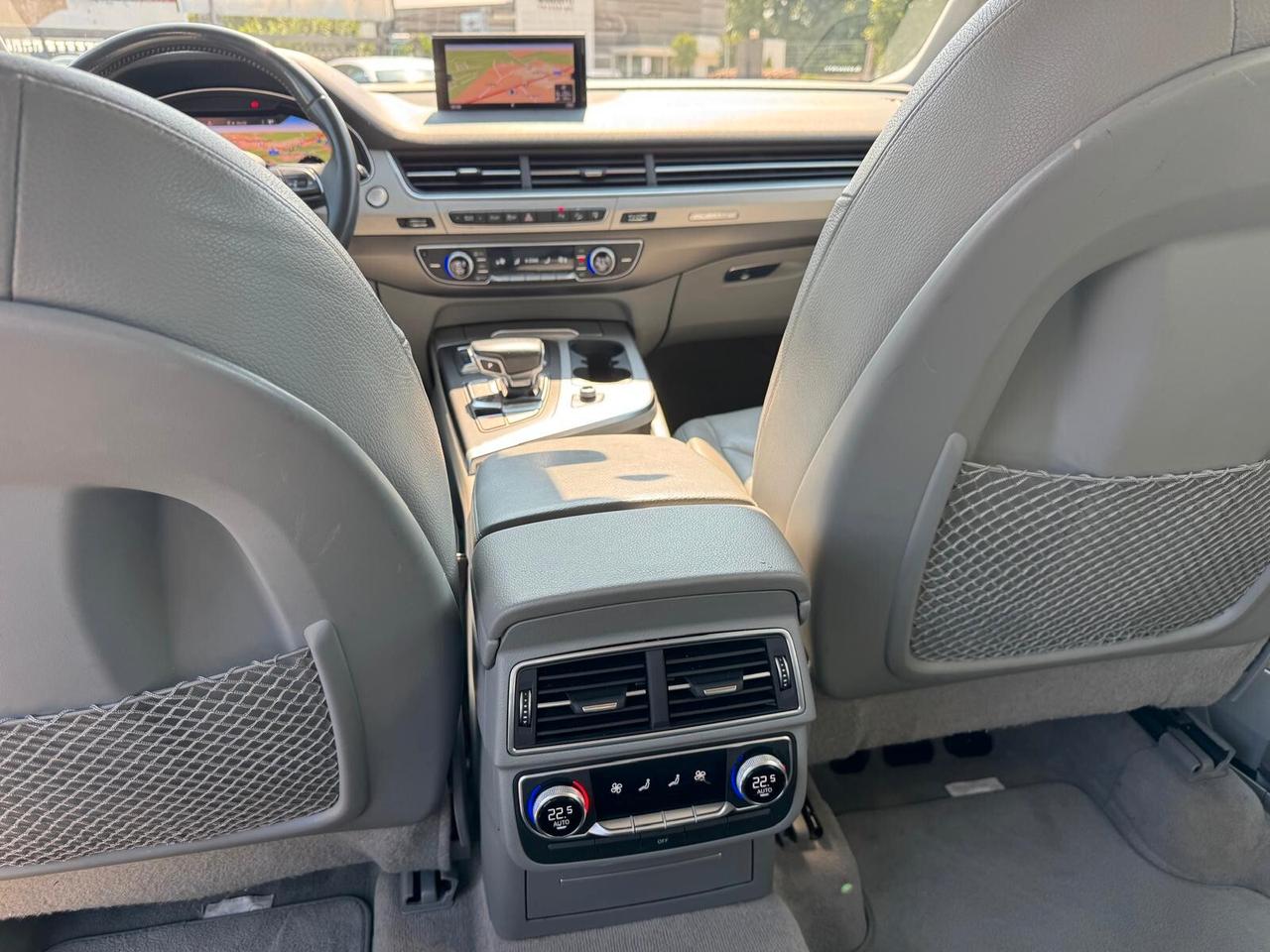 Audi Q7 3.0 TDI 218 CV ultra quattro tiptronic Business Plus